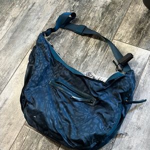 Lululemon bag